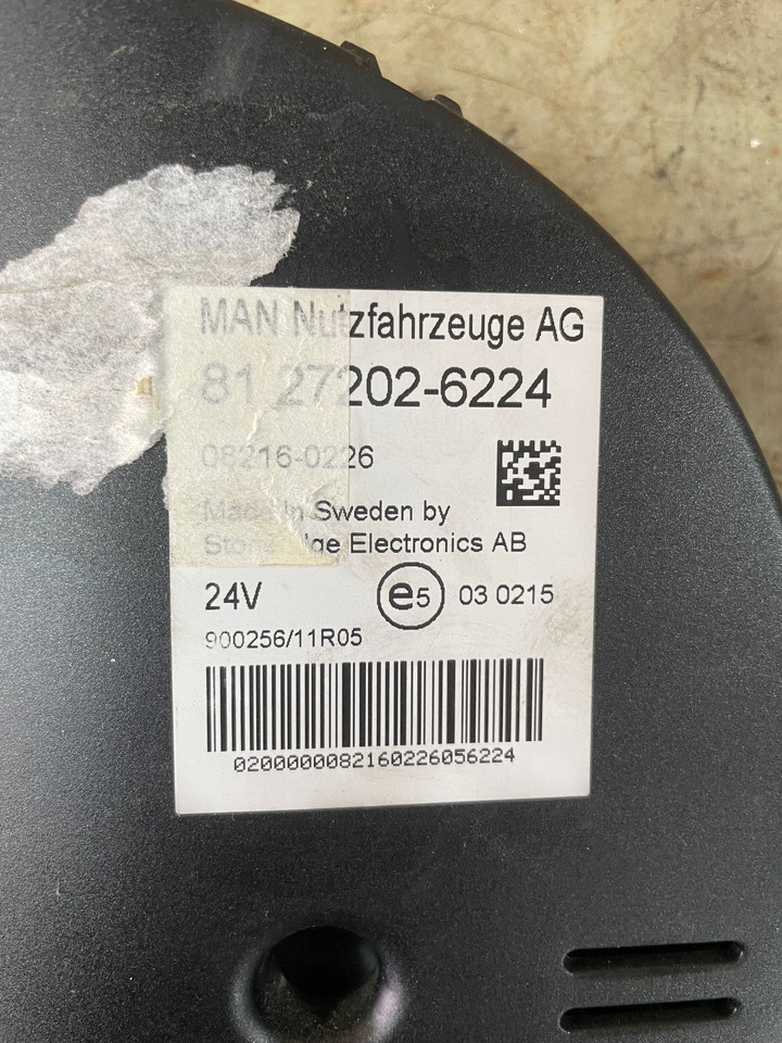 MAN MAN Lions City Kombiinstrument 81.272026224 81272026224 - Električni sistem za Kamion: slika 2 MAN MAN Lions City Kombiinstrument 81.272026224 81272026224 - Električni sistem za Kamion: slika 2