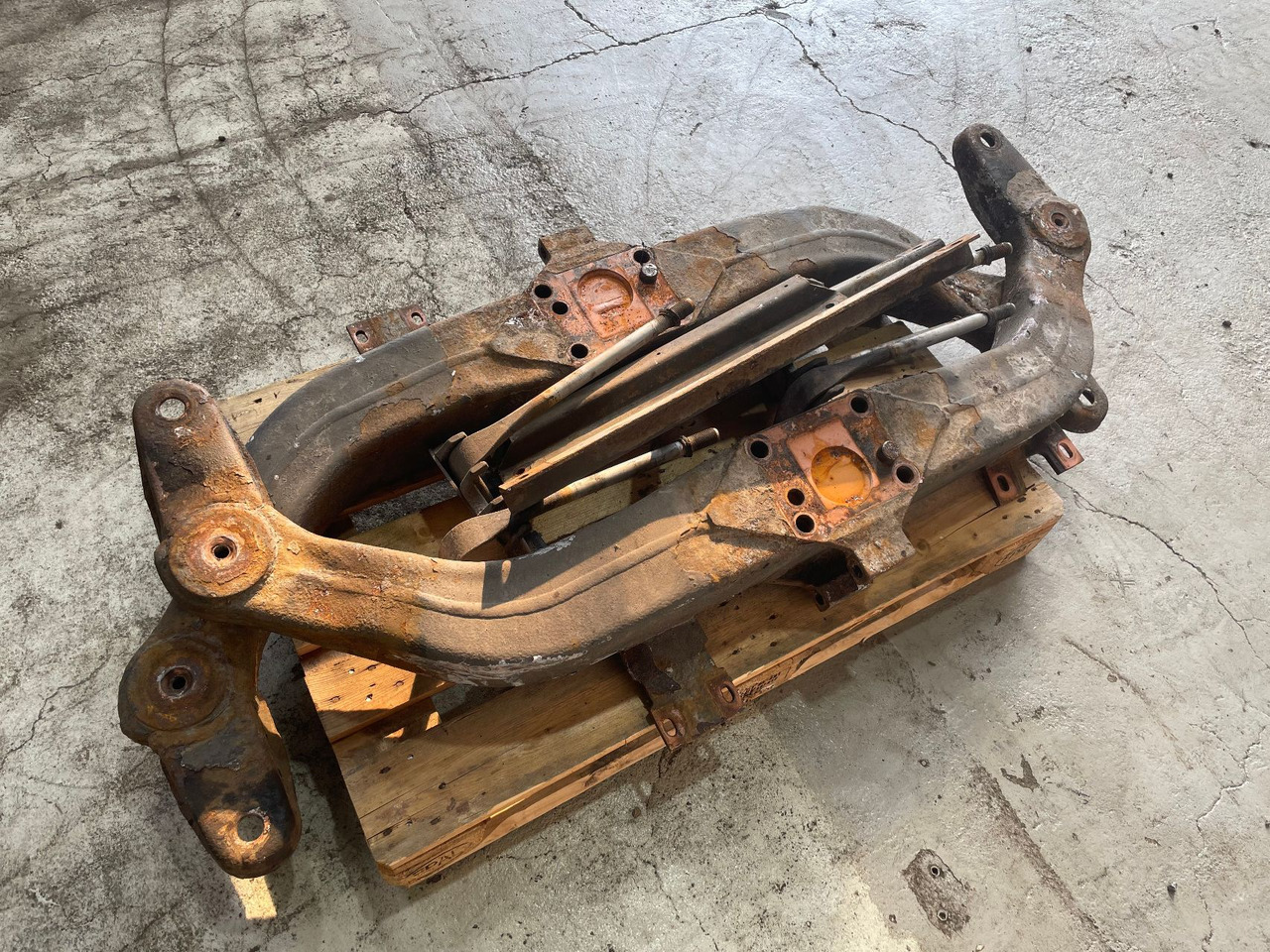 Mercedes-Benz Achsträger Hinterachse Citaro LE Setra A6283200075 A6293203675 - Zadnja osovina za Autobus: slika 4 Mercedes-Benz Achsträger Hinterachse Citaro LE Setra A6283200075 A6293203675 - Zadnja osovina za Autobus: slika 4