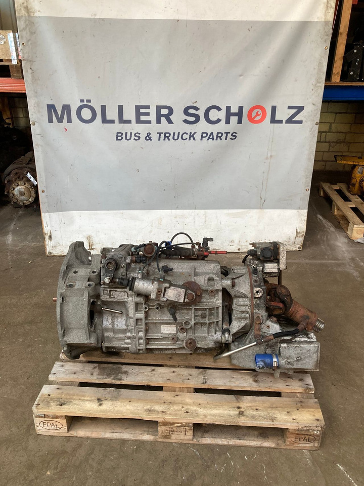 Mercedes-Benz Schaltgetriebe Mercedes GO210-6 GO 210-6 714.140 Setra Retarder - Menjač i delovi za Autobus: slika 1 Mercedes-Benz Schaltgetriebe Mercedes GO210-6 GO 210-6 714.140 Setra Retarder - Menjač i delovi za Autobus: slika 1