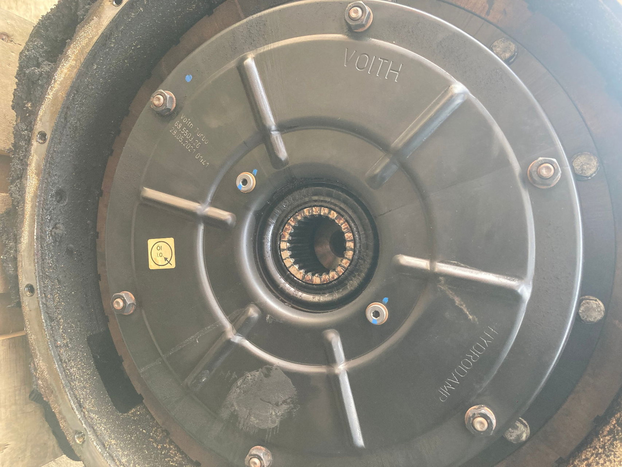 Voith Voith Hydrodamp 68.5503.26 64.0260.13 Torsionsschwingungsdämpfer - Menjač i delovi za Autobus: slika 1 Voith Voith Hydrodamp 68.5503.26 64.0260.13 Torsionsschwingungsdämpfer - Menjač i delovi za Autobus: slika 1