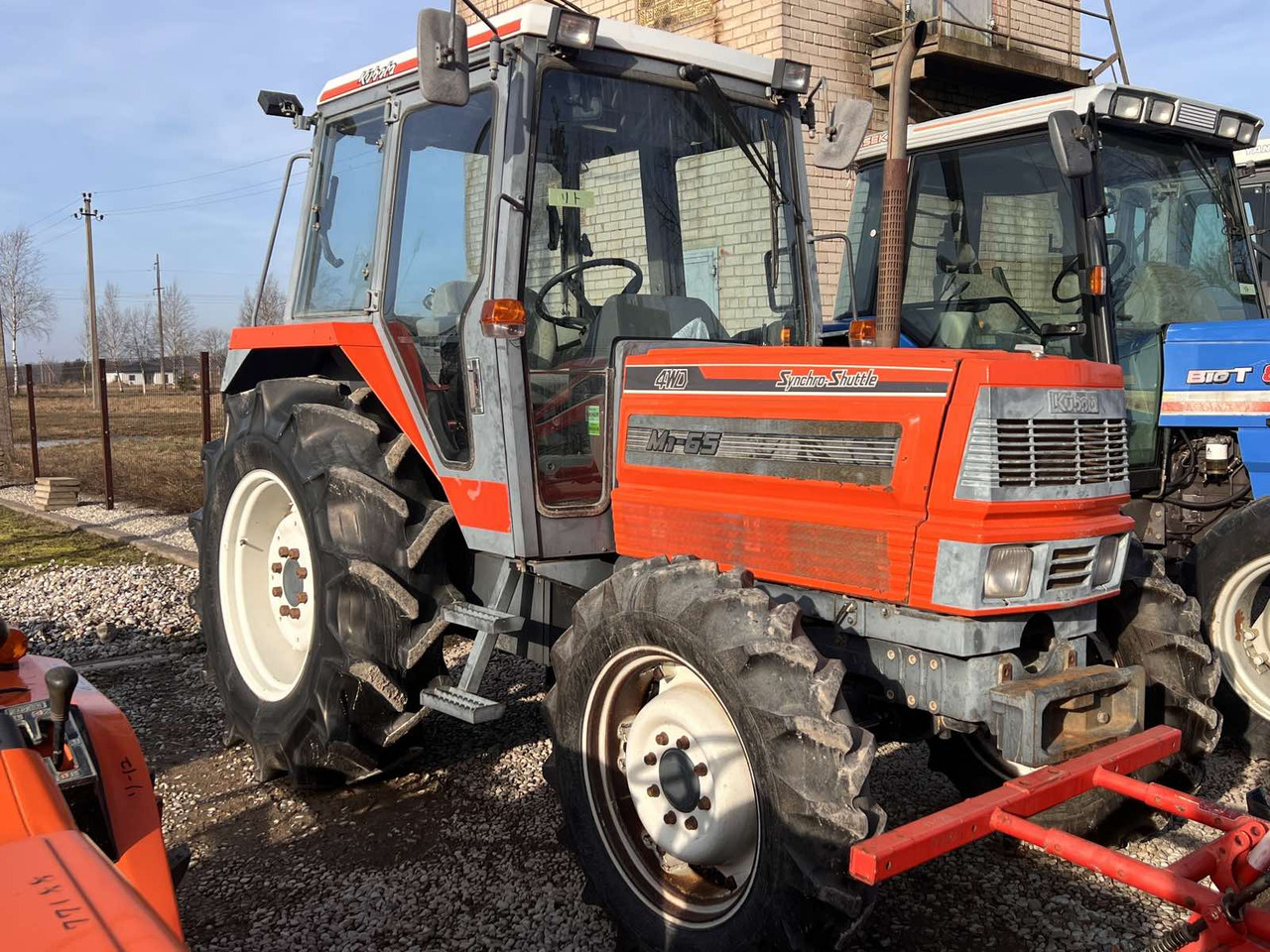 Kubota M1-65 - Traktor: slika 1 Kubota M1-65 - Traktor: slika 1