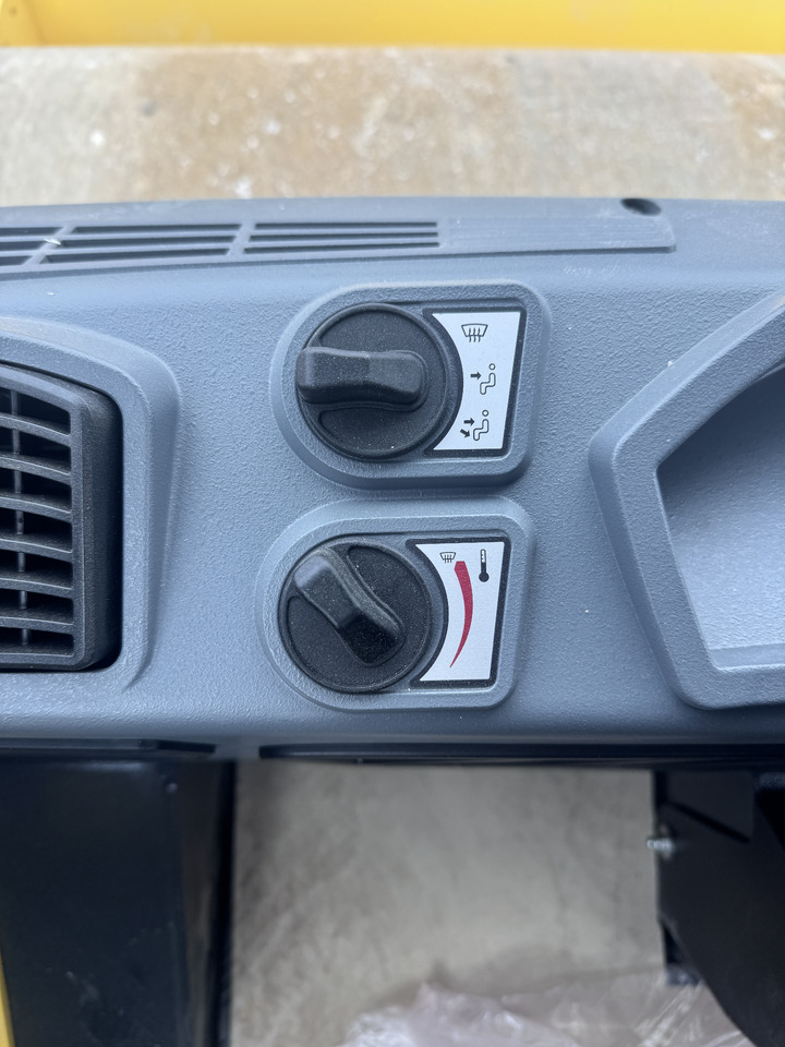 BOMAG BW 177 D-5 - Kompaktor: slika 5 BOMAG BW 177 D-5 - Kompaktor: slika 5