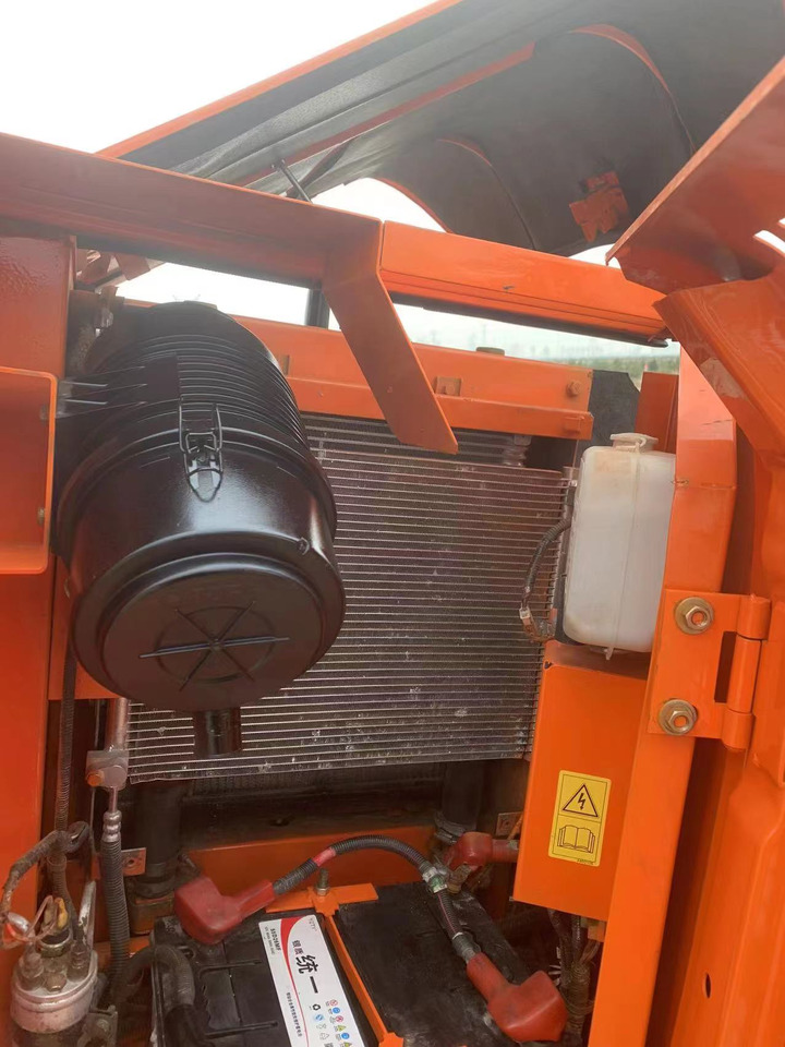 HITACHI ZX60 - Mini bager: slika 5 HITACHI ZX60 - Mini bager: slika 5