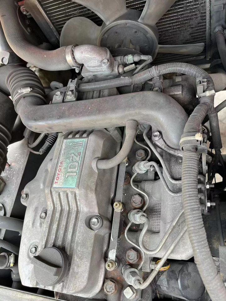 Toyota FDZN30 - Dizel viljuškar: slika 4 Toyota FDZN30 - Dizel viljuškar: slika 4