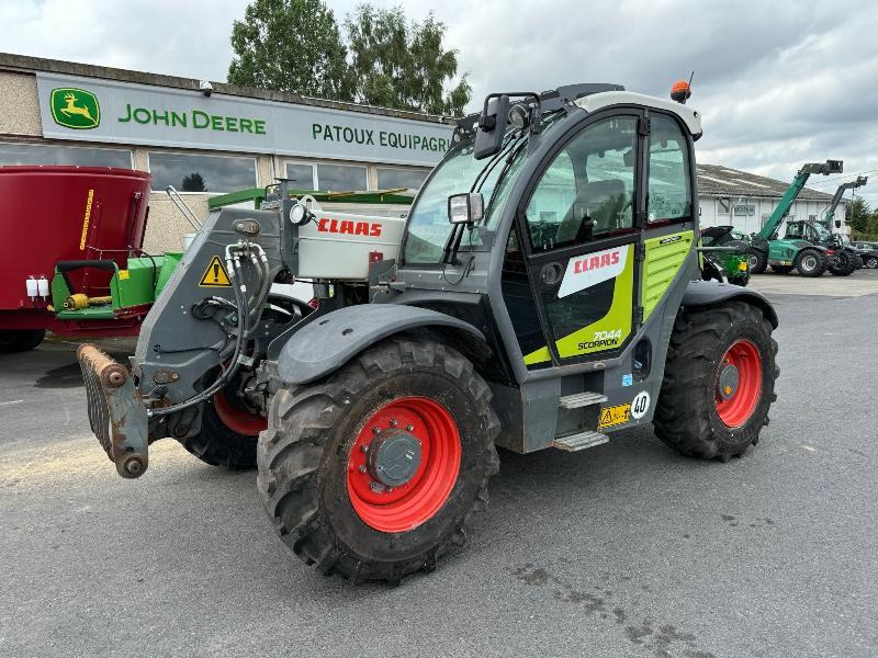 CLAAS SCORPION 7044 - Teleskopski upravljač: slika 1 CLAAS SCORPION 7044 - Teleskopski upravljač: slika 1