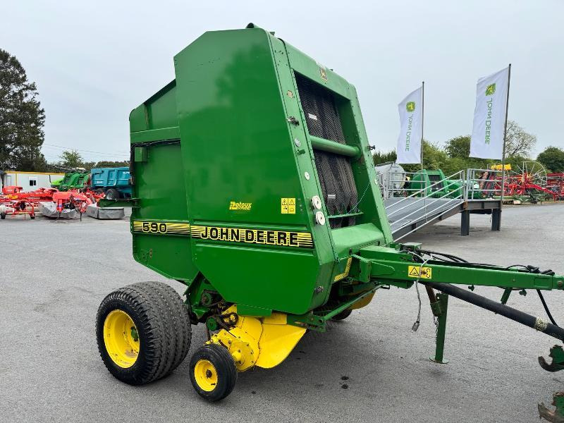 JOHN DEERE 590 - Balirka za okrugle bale: slika 2 JOHN DEERE 590 - Balirka za okrugle bale: slika 2