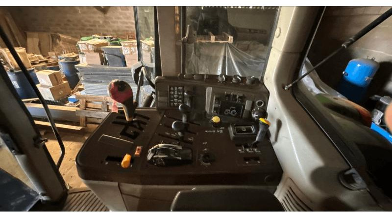 JOHN DEERE 6520 - Traktor: slika 5 JOHN DEERE 6520 - Traktor: slika 5