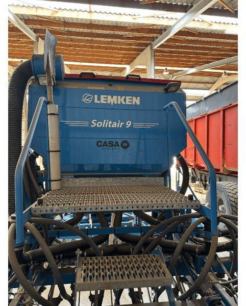 LEMKEN SOLITAIR 9 - Kombinovana mašina za setvu: slika 2 LEMKEN SOLITAIR 9 - Kombinovana mašina za setvu: slika 2
