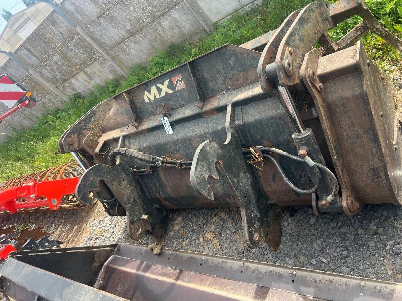 MAILLEUX BMSA245HT - Utovarna kašika za Traktor: slika 2 MAILLEUX BMSA245HT - Utovarna kašika za Traktor: slika 2