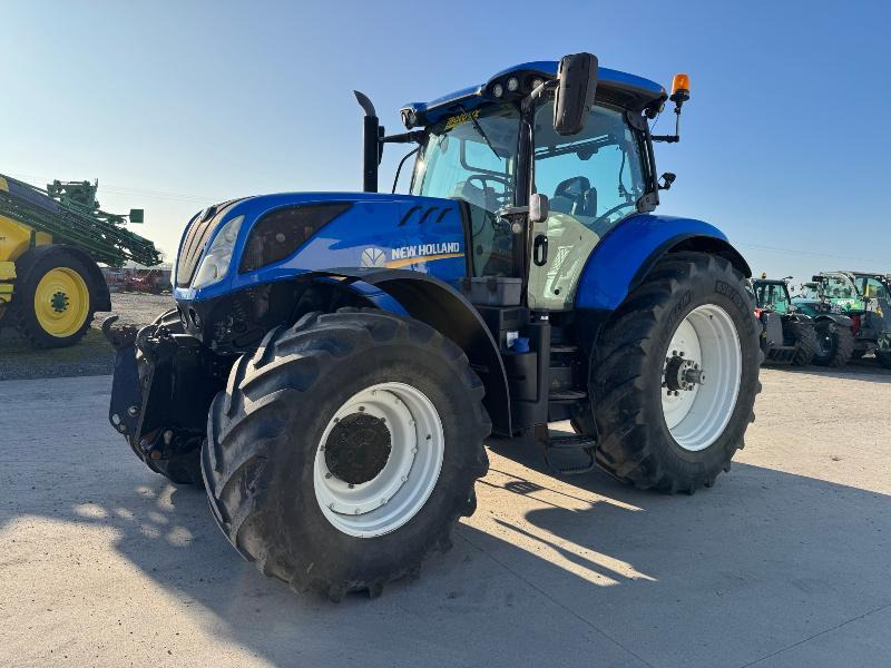 NEW-HOLLAND T7.260 PC - Traktor: slika 1 NEW-HOLLAND T7.260 PC - Traktor: slika 1