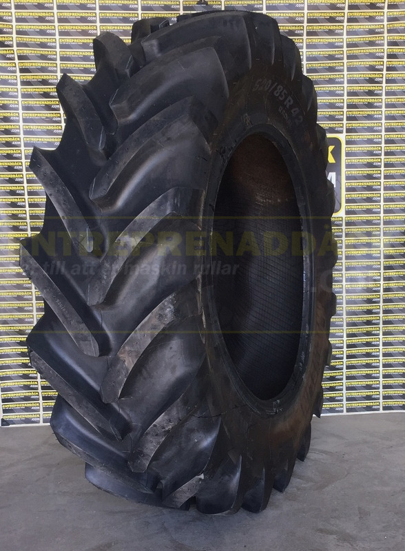 520/85R42 TL 157A8 Michelin MegaXbib for tractor and harvesters. - Guma za Kombajn: slika 1 520/85R42 TL 157A8 Michelin MegaXbib for tractor and harvesters. - Guma za Kombajn: slika 1