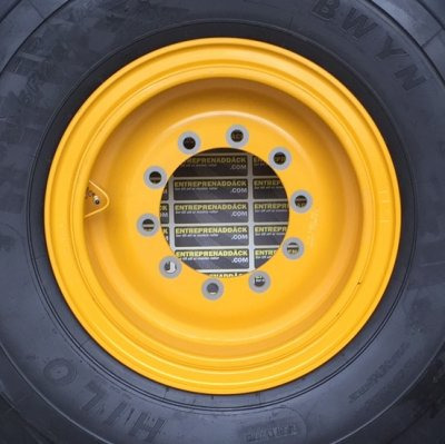 Contractor wheels from Volvo L60E to Volvo L350E-H - Utovarivač točkaš: slika 1 Contractor wheels from Volvo L60E to Volvo L350E-H - Utovarivač točkaš: slika 1