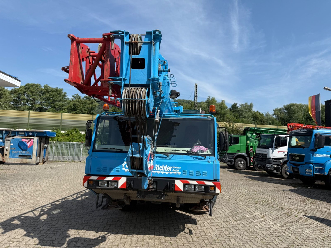 Faun ATF 30-2 30 ton - Kamion sa dizalicom: slika 2 Faun ATF 30-2 30 ton - Kamion sa dizalicom: slika 2