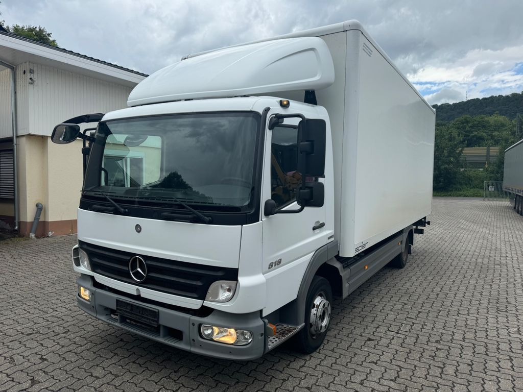 Mercedes-Benz 818 - Kamion sa zatvorenim sandukom: slika 1 Mercedes-Benz 818 - Kamion sa zatvorenim sandukom: slika 1