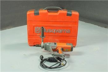 Husqvarna DM230 - Građevinska oprema: slika 1 Husqvarna DM230 - Građevinska oprema: slika 1