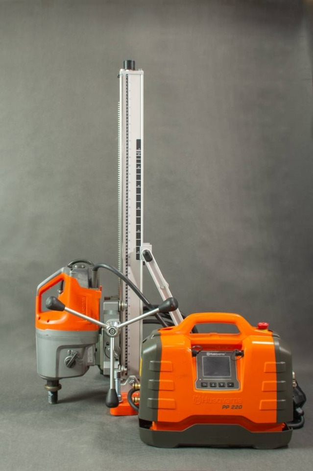 Husqvarna DM7000 PP65 - Građevinska oprema: slika 1 Husqvarna DM7000 PP65 - Građevinska oprema: slika 1
