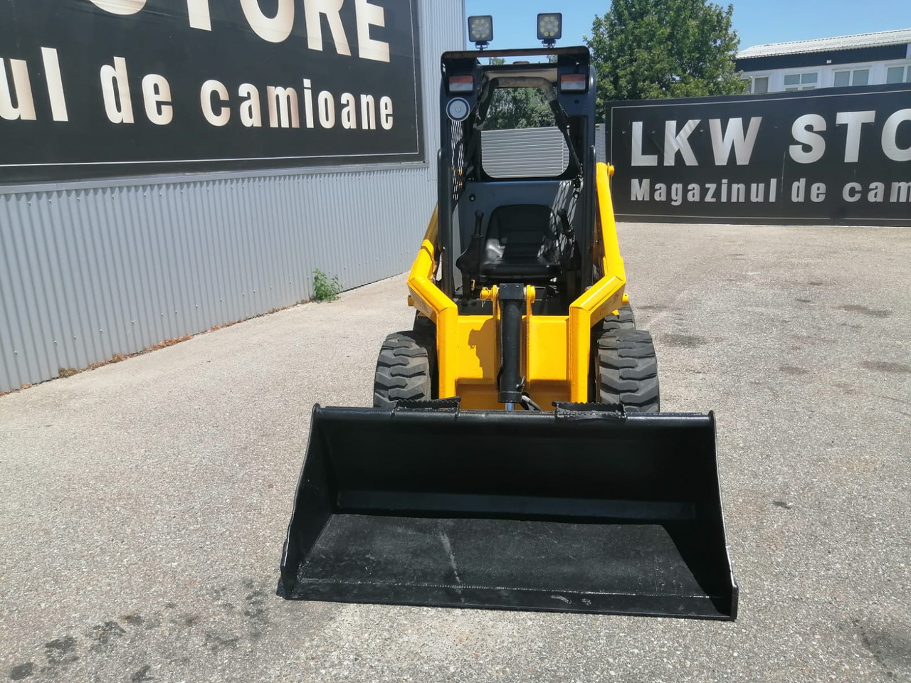 Bobcat SKID TYRE FRONT LOADER RAM ITALY - Mini utovarivač: slika 3 Bobcat SKID TYRE FRONT LOADER RAM ITALY - Mini utovarivač: slika 3