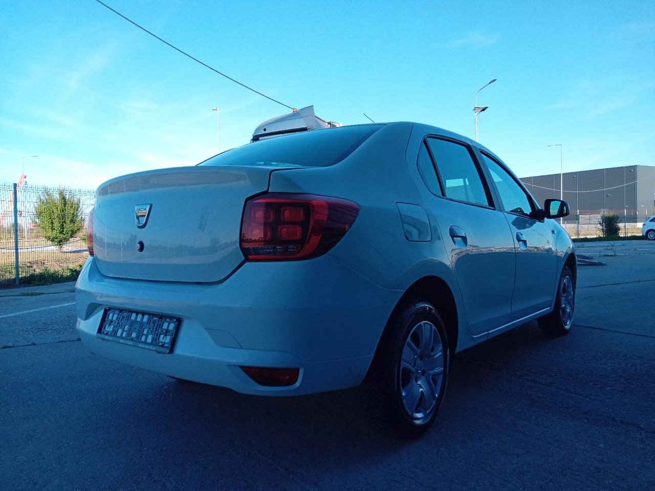 Dacia Logan 1.5 dCi, TOP ! - Limuzina: slika 3 Dacia Logan 1.5 dCi, TOP ! - Limuzina: slika 3