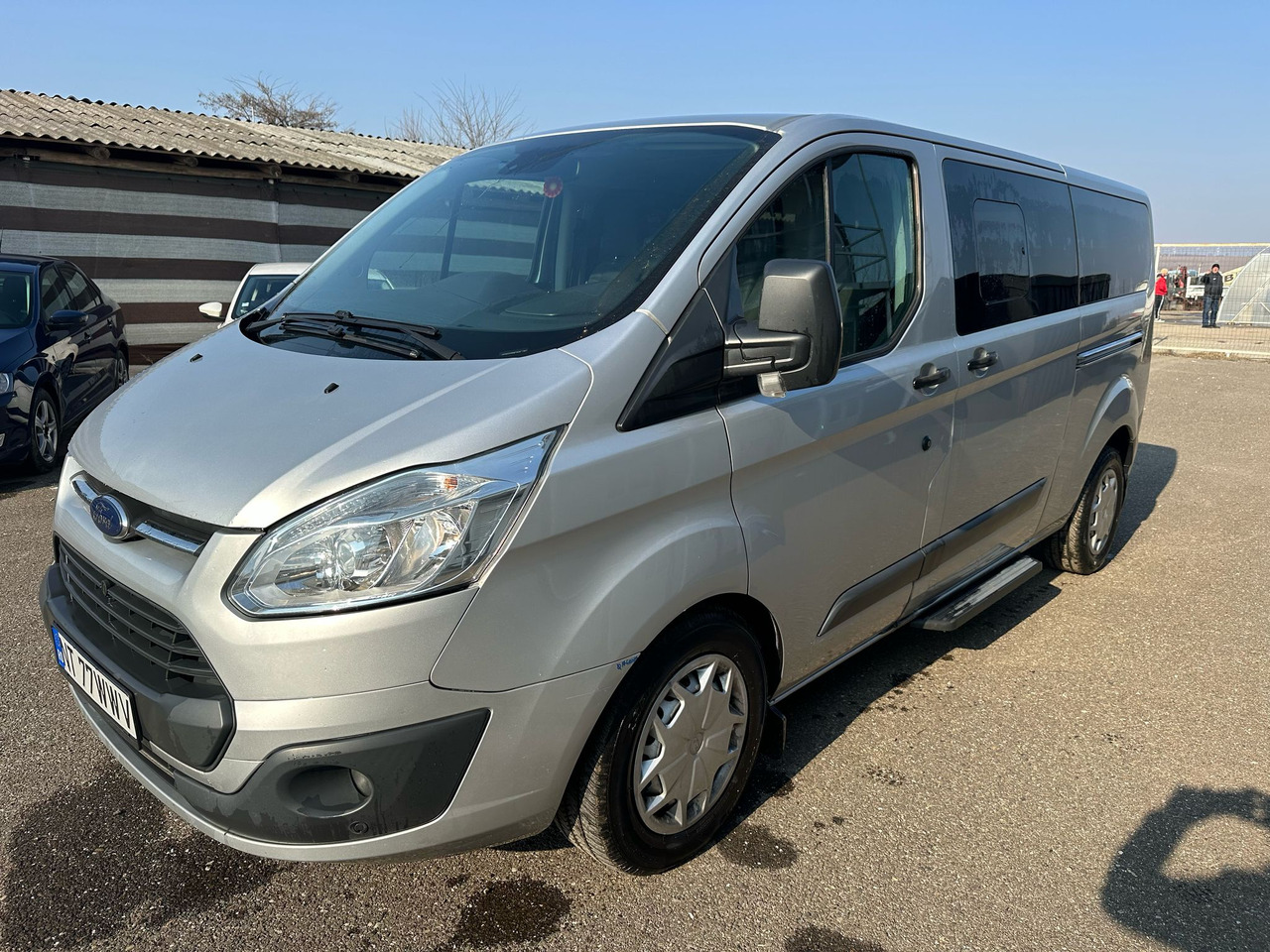 FORD TRANSIT CUSTOMS - Putnički kombi: slika 1 FORD TRANSIT CUSTOMS - Putnički kombi: slika 1