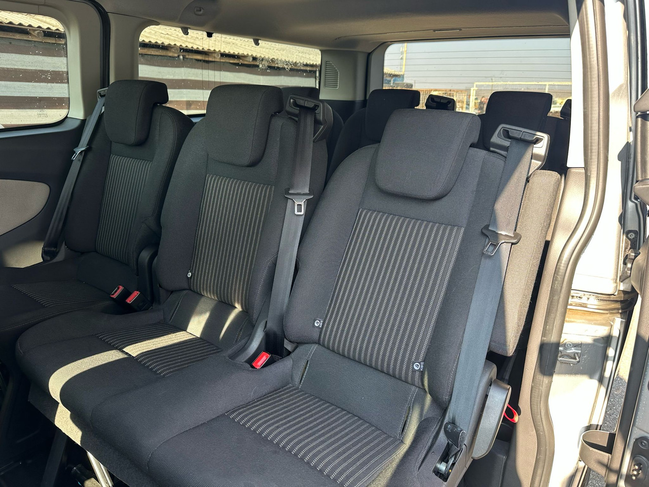 FORD TRANSIT CUSTOMS - Putnički kombi: slika 5 FORD TRANSIT CUSTOMS - Putnički kombi: slika 5