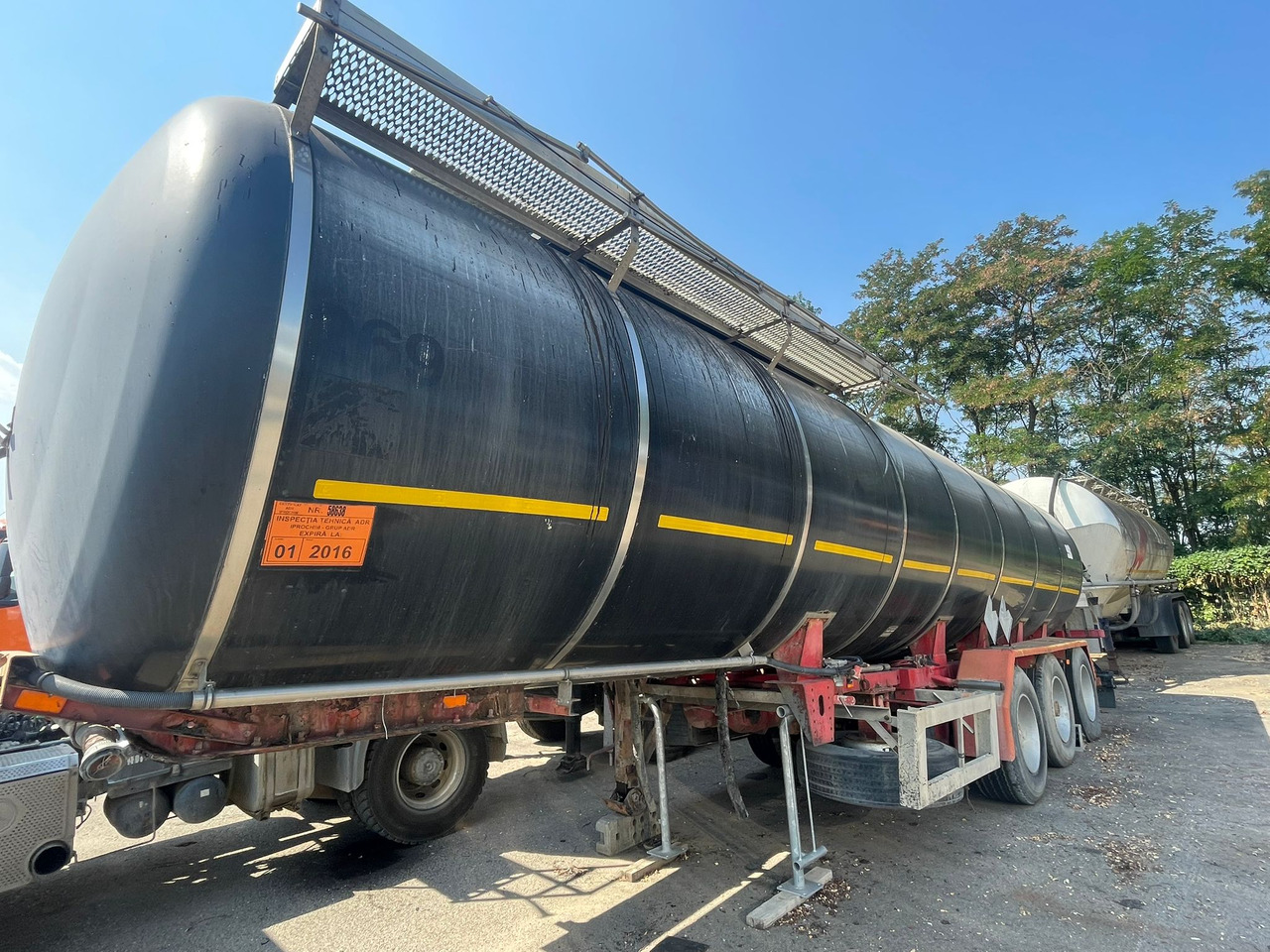 HENDRICK BITUMEN SEMI-TRAILER - Poluprikolica cisterna: slika 2 HENDRICK BITUMEN SEMI-TRAILER - Poluprikolica cisterna: slika 2