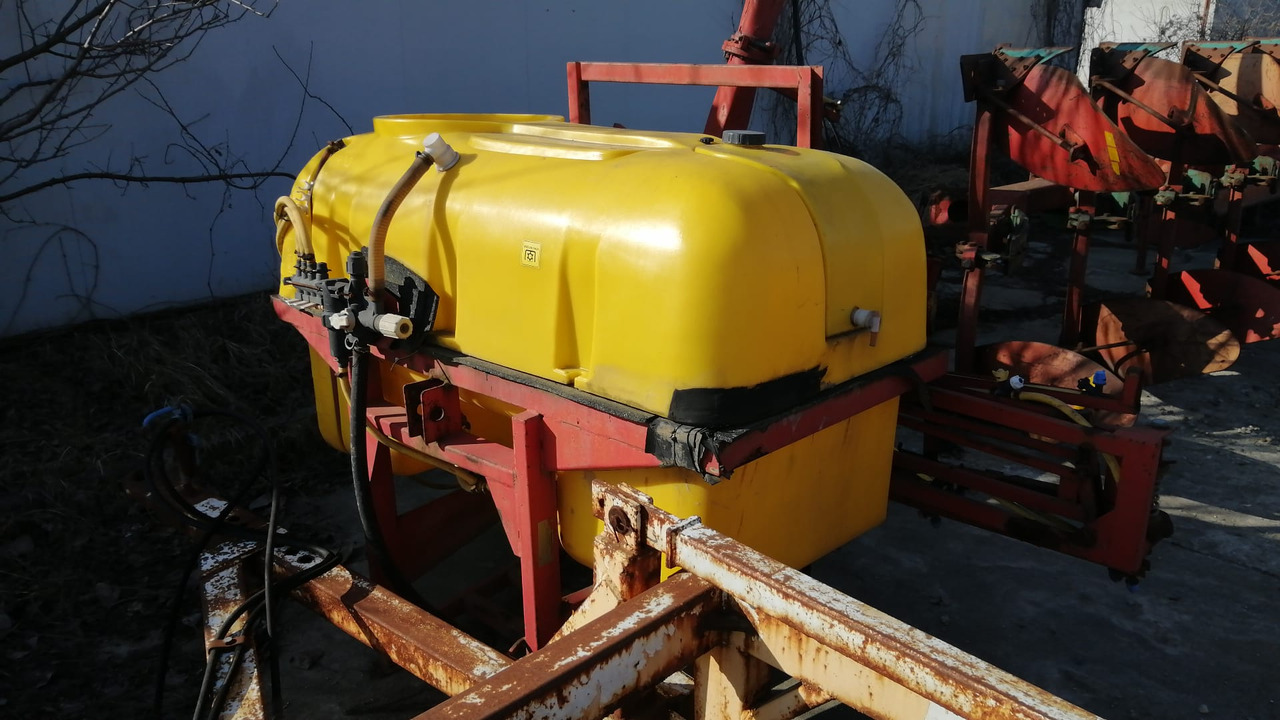 Herbicide Worn /Sprayer 800 l 12m - Prskalica montirana na traktor: slika 1 Herbicide Worn /Sprayer 800 l 12m - Prskalica montirana na traktor: slika 1