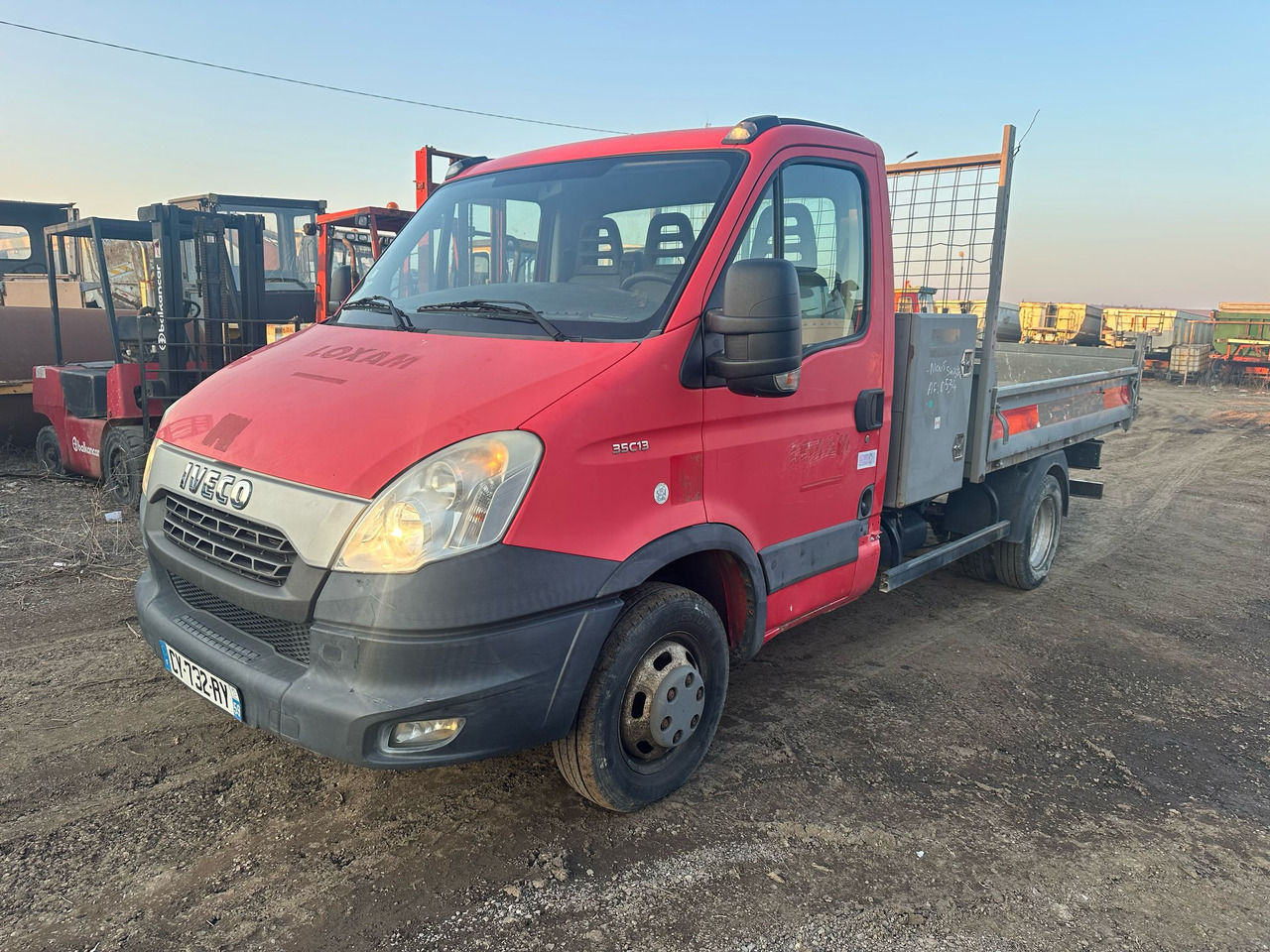 Iveco Daily Van - Dostavno vozilo istovarivač: slika 1 Iveco Daily Van - Dostavno vozilo istovarivač: slika 1
