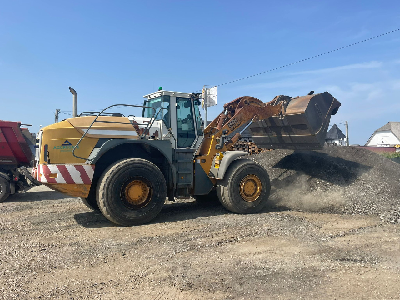 LIEBHERR 564 FRONT LOADER - Utovarivač točkaš: slika 3 LIEBHERR 564 FRONT LOADER - Utovarivač točkaš: slika 3