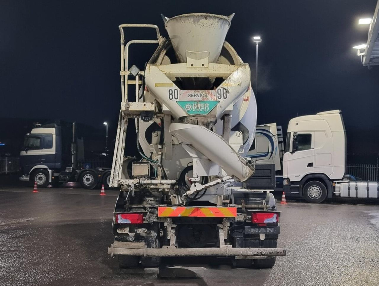 MAN TGS 32.360 8×4 Beton Mixer 9m3 - Mikser za beton: slika 5 MAN TGS 32.360 8×4 Beton Mixer 9m3 - Mikser za beton: slika 5