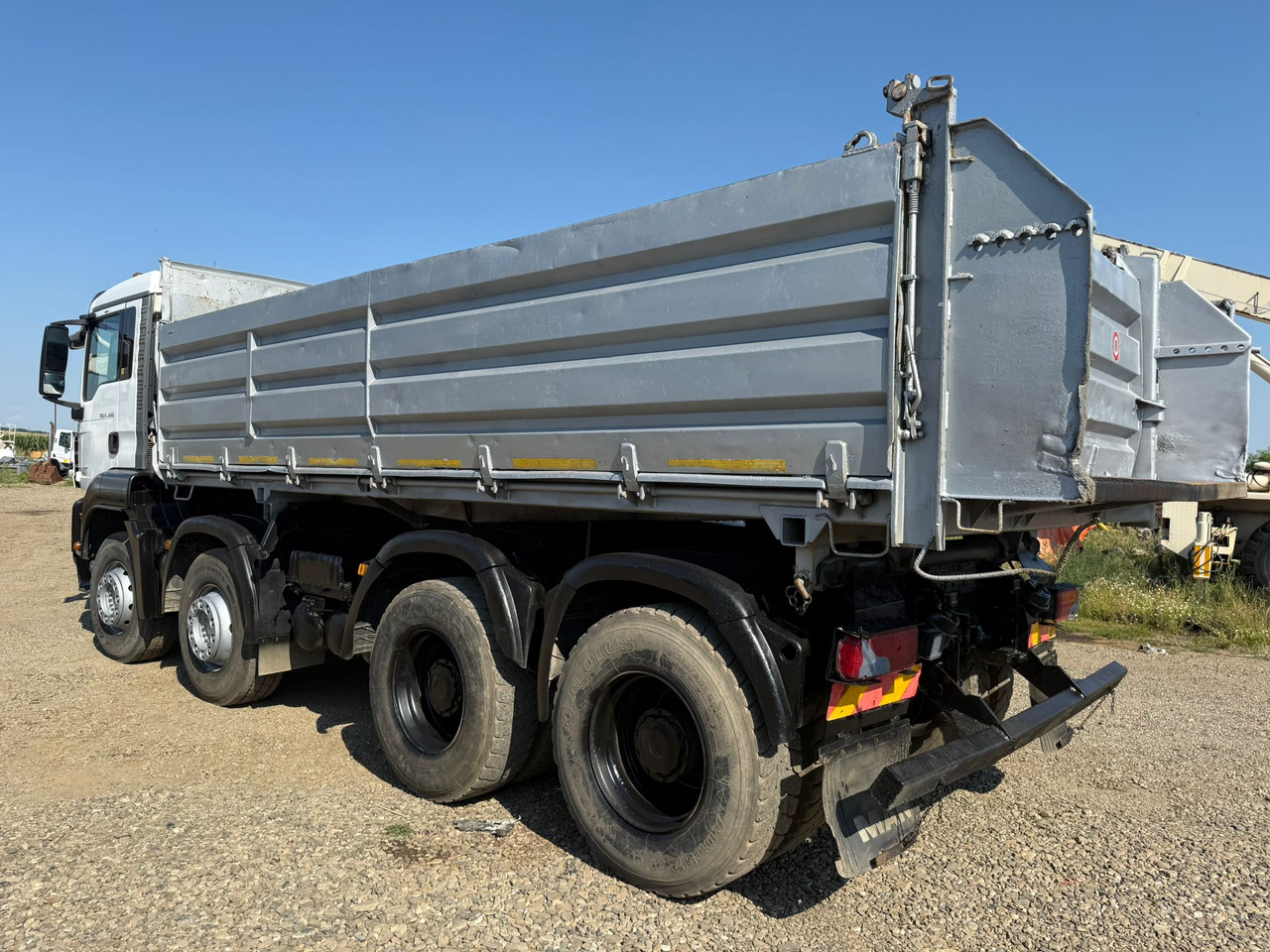 MAN TGS 8X4 Tipper - Istovarivač: slika 4 MAN TGS 8X4 Tipper - Istovarivač: slika 4