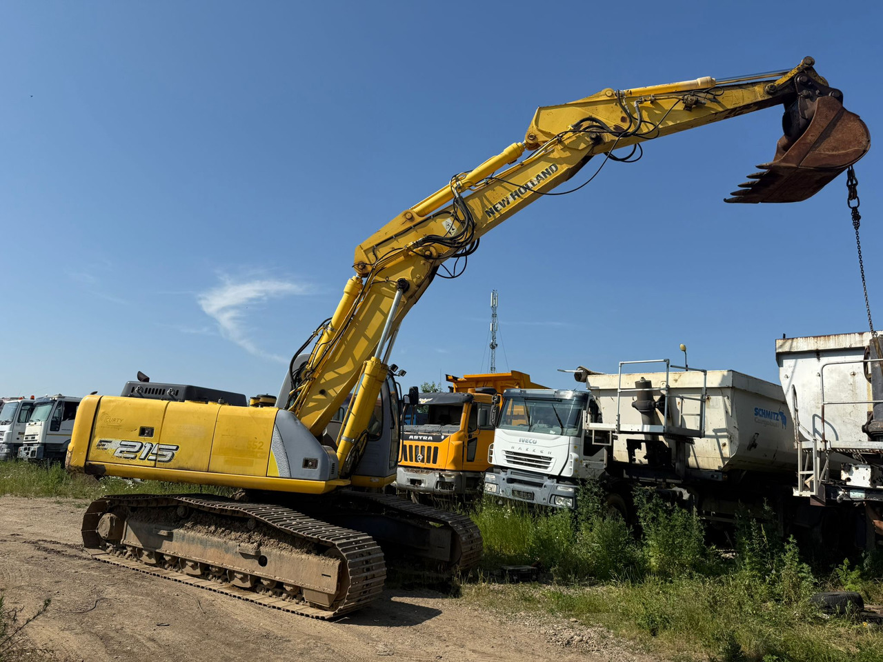 NEW HOLLAND E 215 EXCAVATOR - Bager guseničar: slika 1 NEW HOLLAND E 215 EXCAVATOR - Bager guseničar: slika 1