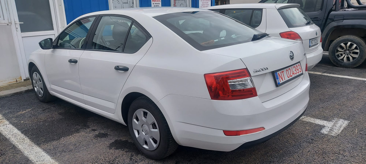 SKODA OCTAVIA - Limuzina: slika 3 SKODA OCTAVIA - Limuzina: slika 3