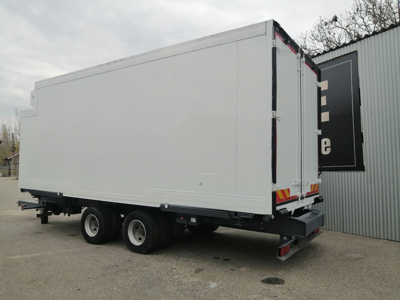 Schmitz Cargobull Container BDF Refrigerated, Meat Lines, Thermo King - Prikolica hladnjače: slika 2 Schmitz Cargobull Container BDF Refrigerated, Meat Lines, Thermo King - Prikolica hladnjače: slika 2
