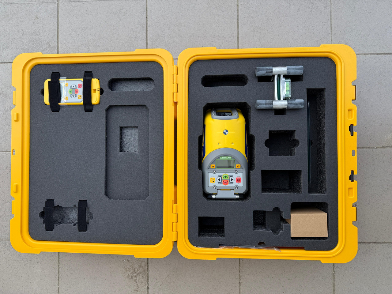 Spectra DG613G Green Beam Dialgrade Pipe Laser - Građevinska oprema: slika 4 Spectra DG613G Green Beam Dialgrade Pipe Laser - Građevinska oprema: slika 4