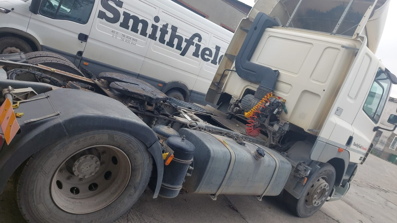 DAF CF 85.43 Tractor Head - Tegljač: slika 5 DAF CF 85.43 Tractor Head - Tegljač: slika 5