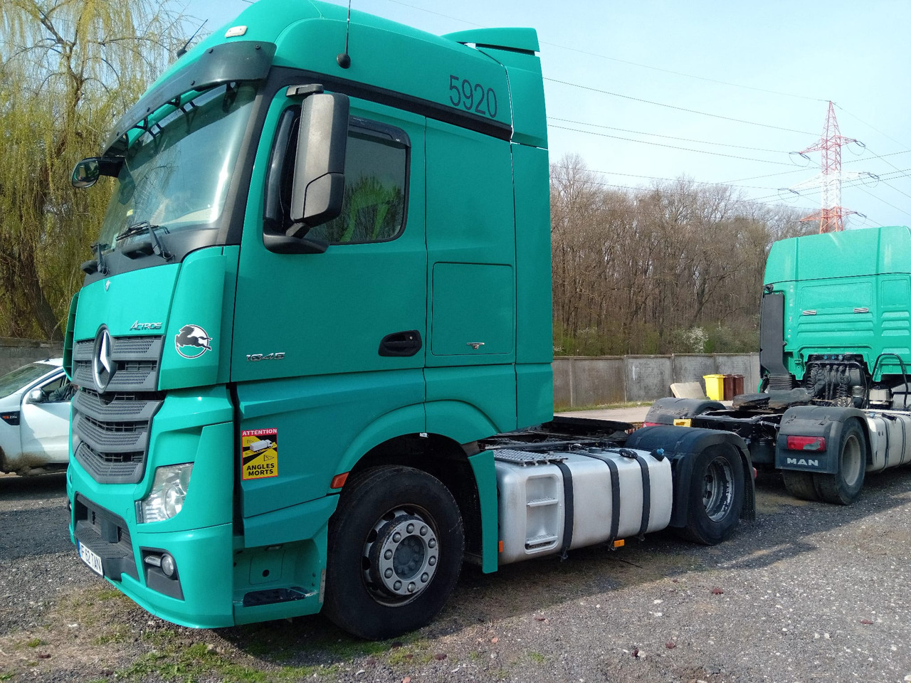 Mercedes-Benz Actros 18.45 - Tegljač: slika 3 Mercedes-Benz Actros 18.45 - Tegljač: slika 3