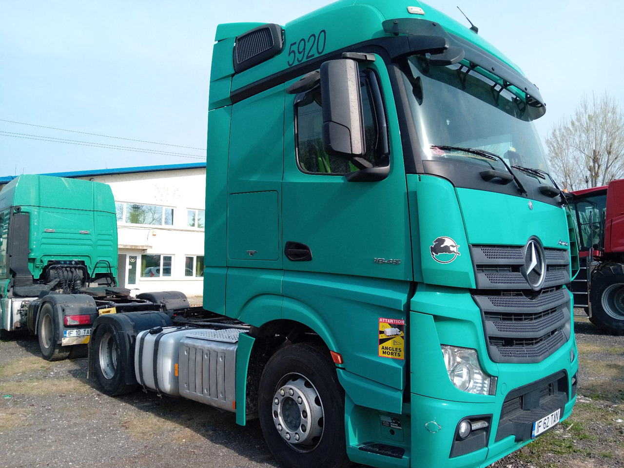 Mercedes-Benz Actros 18.45 - Tegljač: slika 4 Mercedes-Benz Actros 18.45 - Tegljač: slika 4