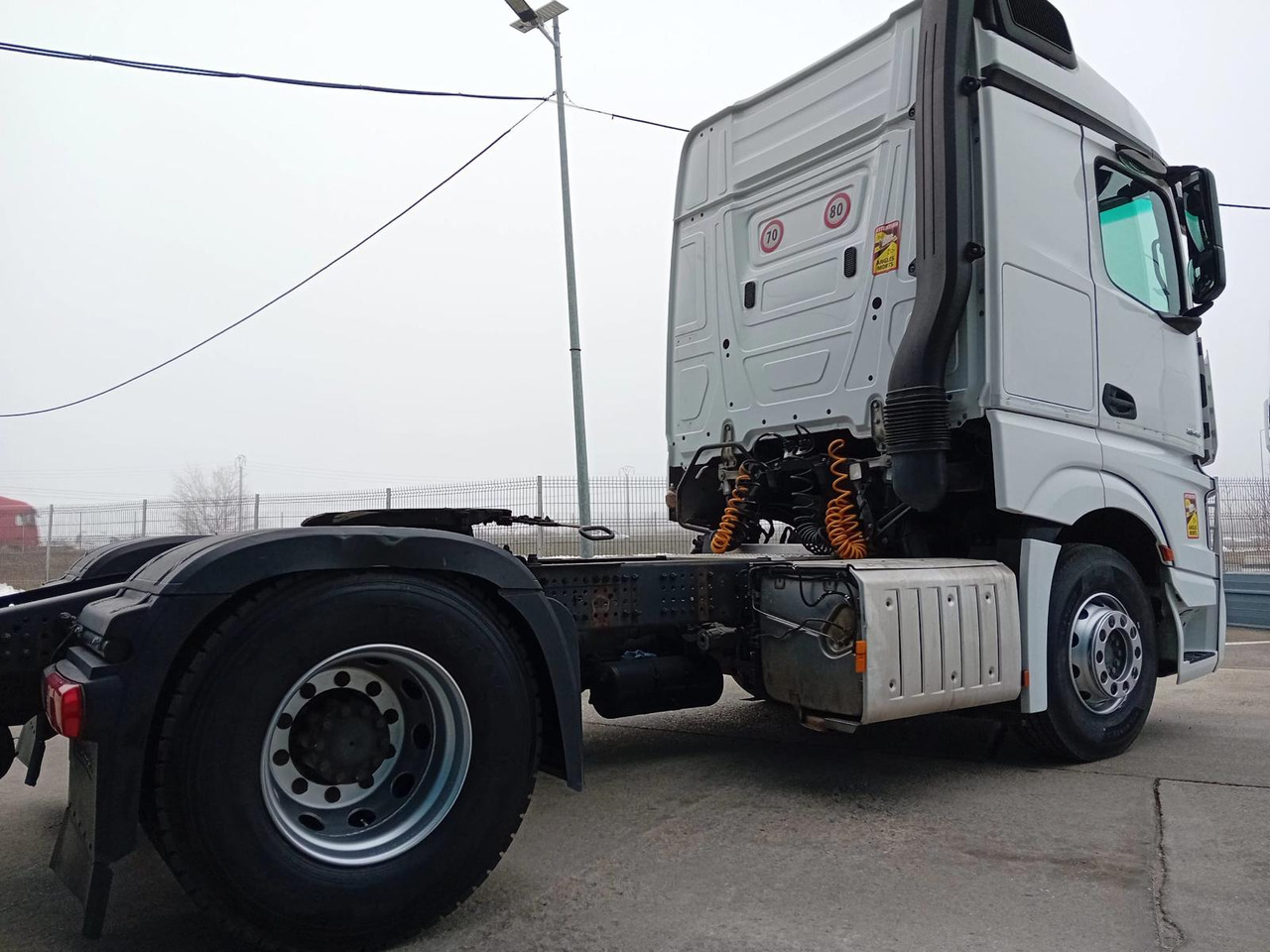 Mercedes-Benz Actros 1845 LS, FULL ADR+PTO, STANDKLIMA, TOP !!! - Tegljač: slika 4 Mercedes-Benz Actros 1845 LS, FULL ADR+PTO, STANDKLIMA, TOP !!! - Tegljač: slika 4