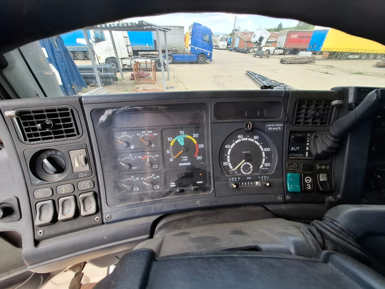 Scania B 6X2 - Tegljač: slika 2 Scania B 6X2 - Tegljač: slika 2