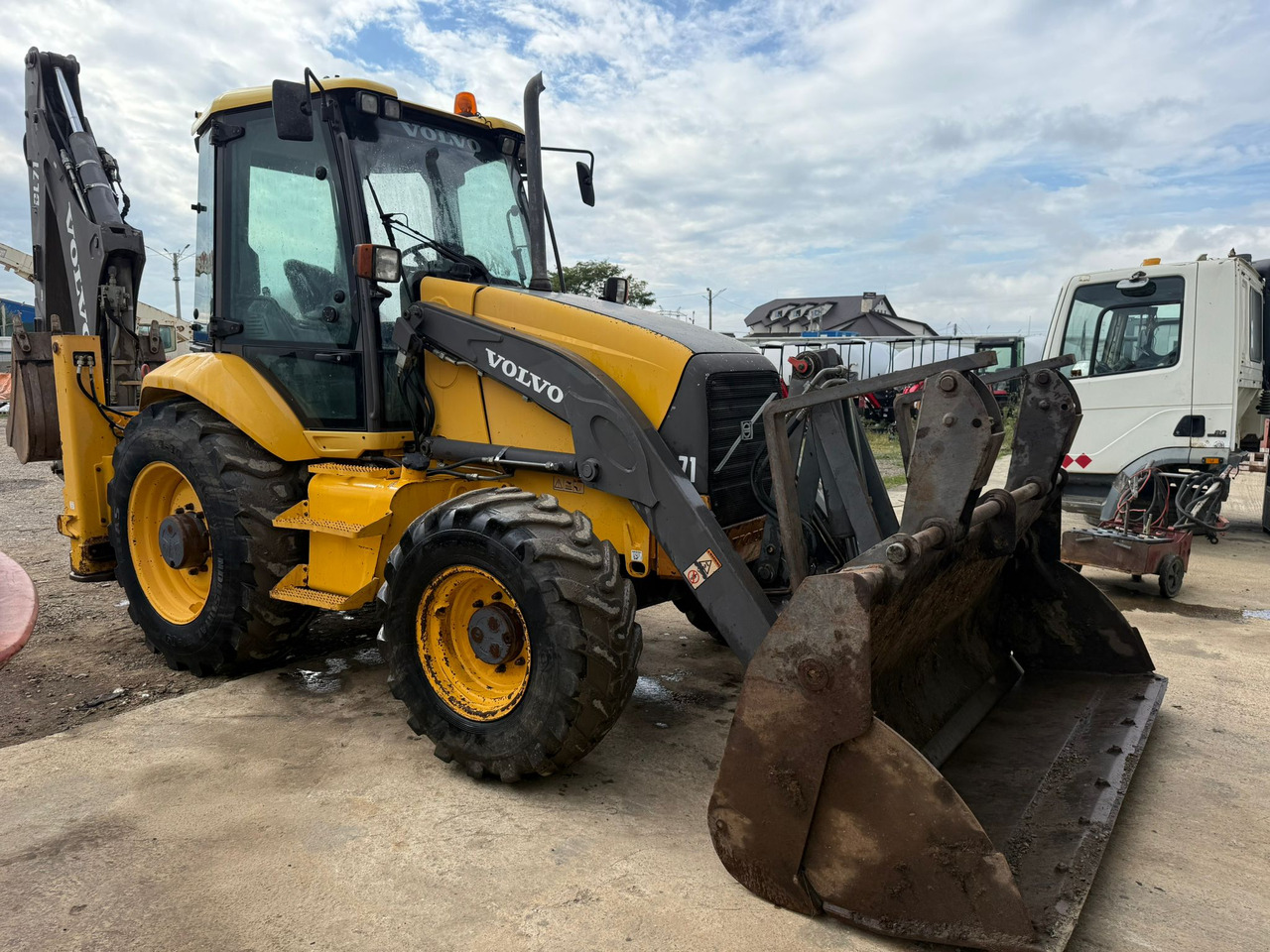 VOLVO BL71 Backhoe Loader - Bager utovarivač: slika 1 VOLVO BL71 Backhoe Loader - Bager utovarivač: slika 1
