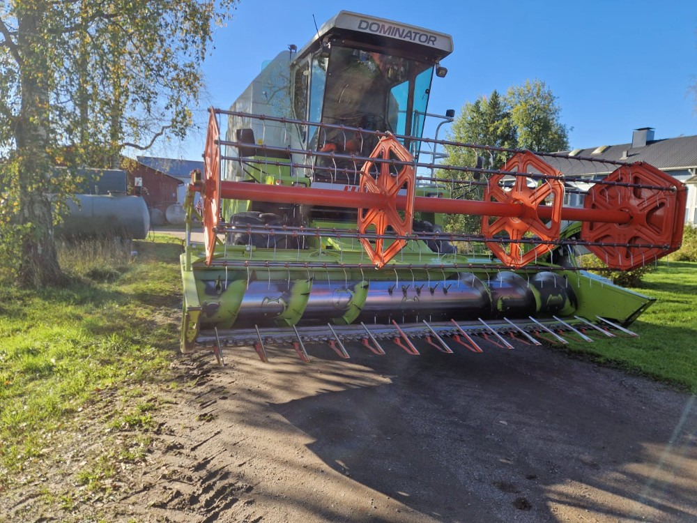 CLAAS Dominator 130 - Kombinovani kombajn: slika 4 CLAAS Dominator 130 - Kombinovani kombajn: slika 4