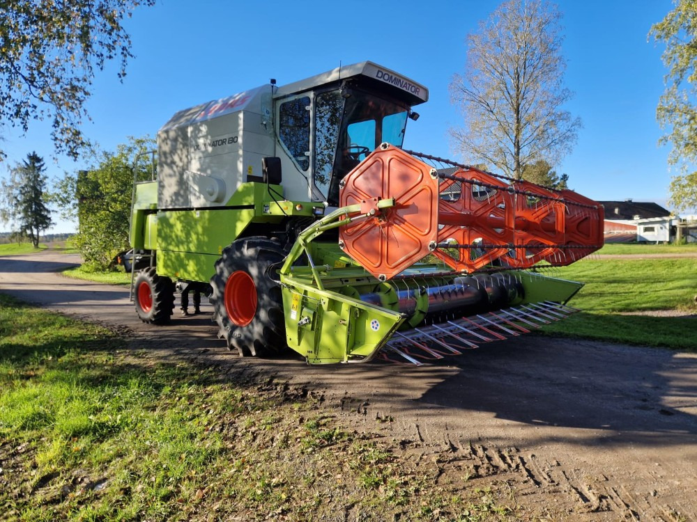 CLAAS Dominator 130 - Kombinovani kombajn: slika 5 CLAAS Dominator 130 - Kombinovani kombajn: slika 5