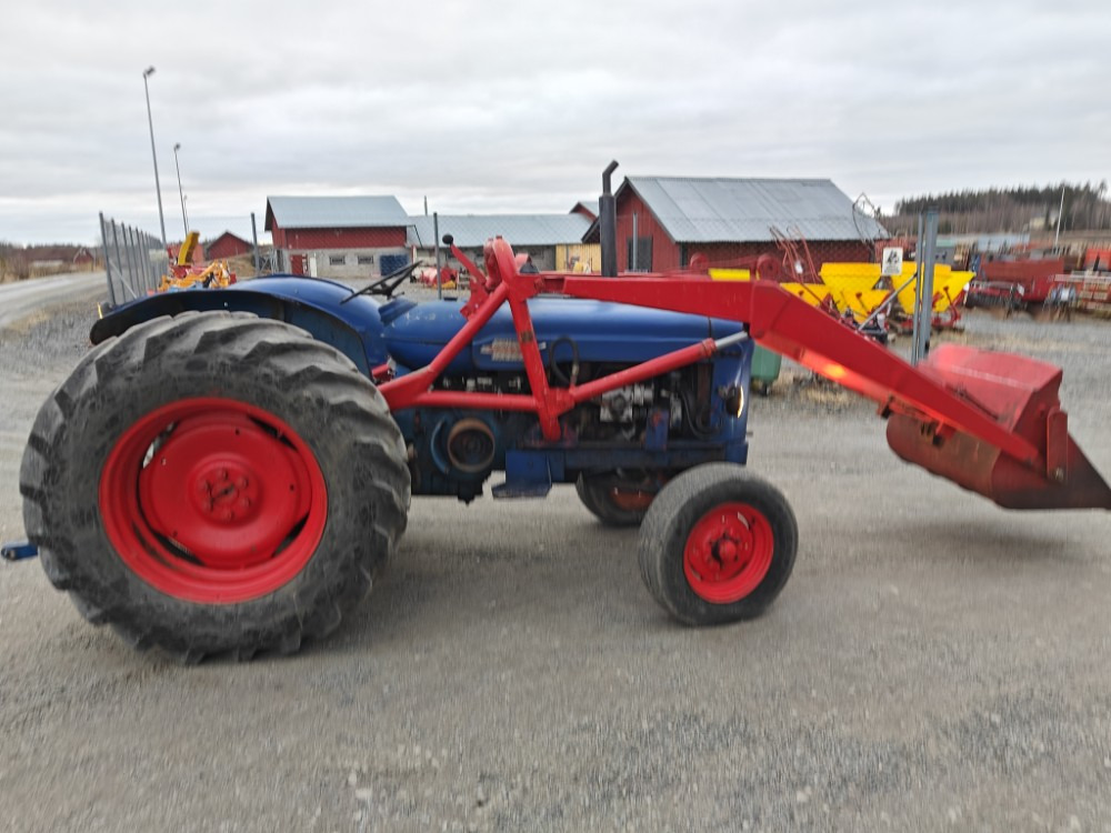 FORDSON Power Major - Traktor: slika 4 FORDSON Power Major - Traktor: slika 4