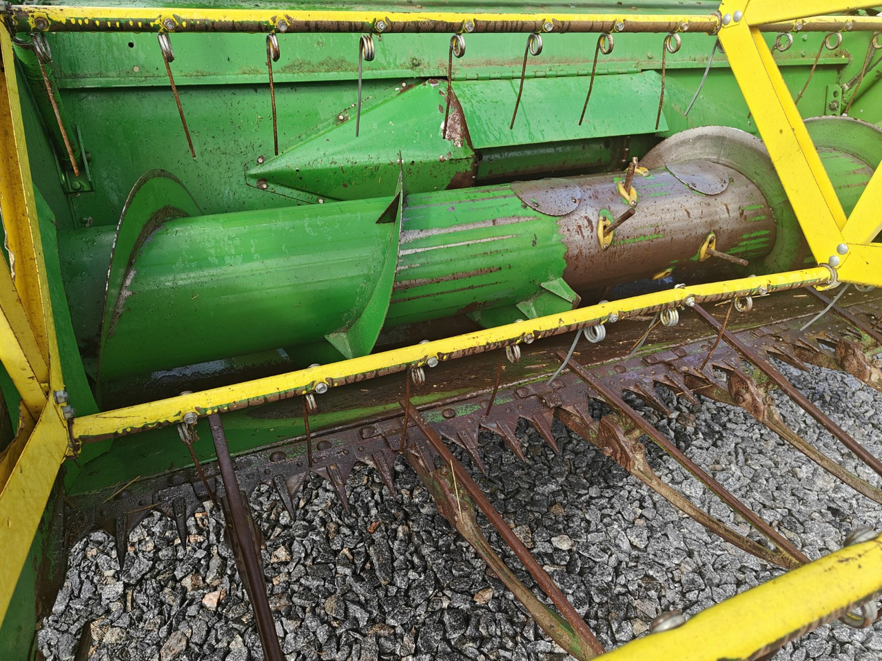 JOHN DEERE 942 - Kombinovani kombajn: slika 5 JOHN DEERE 942 - Kombinovani kombajn: slika 5