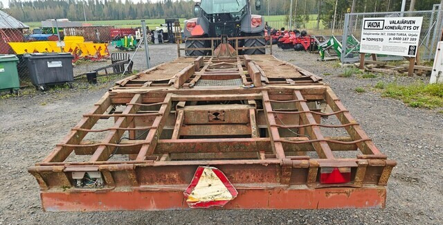 Kaivinkonelavetti - hydraulinen - KATSO VIDEO - Prikolica za prevoz radnih mašina: slika 5 Kaivinkonelavetti - hydraulinen - KATSO VIDEO - Prikolica za prevoz radnih mašina: slika 5