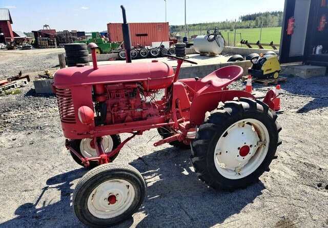 Massey Harris Traktori - bensiini - Traktor: slika 3 Massey Harris Traktori - bensiini - Traktor: slika 3