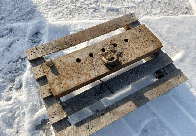 Paino 64kg - Kontra teg za Traktor: slika 1 Paino 64kg - Kontra teg za Traktor: slika 1