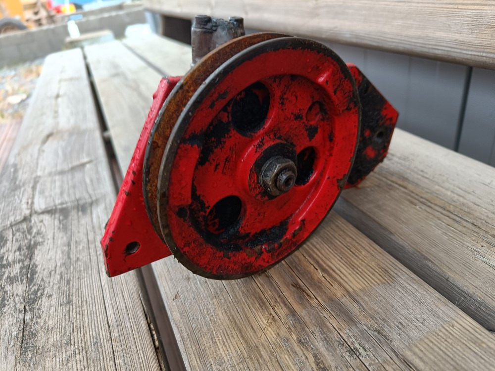 Sampo 410 hydrauliikkapumppu - Hidraulična pumpa za Kombinovani kombajn: slika 5 Sampo 410 hydrauliikkapumppu - Hidraulična pumpa za Kombinovani kombajn: slika 5