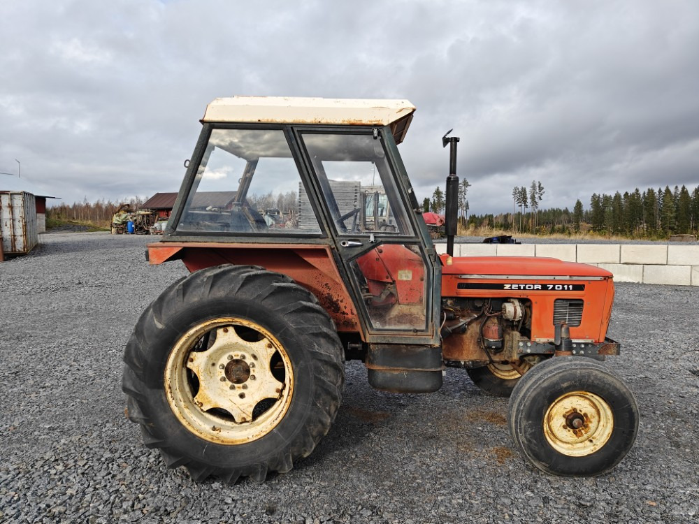 ZETOR 7011 - Traktor: slika 4 ZETOR 7011 - Traktor: slika 4
