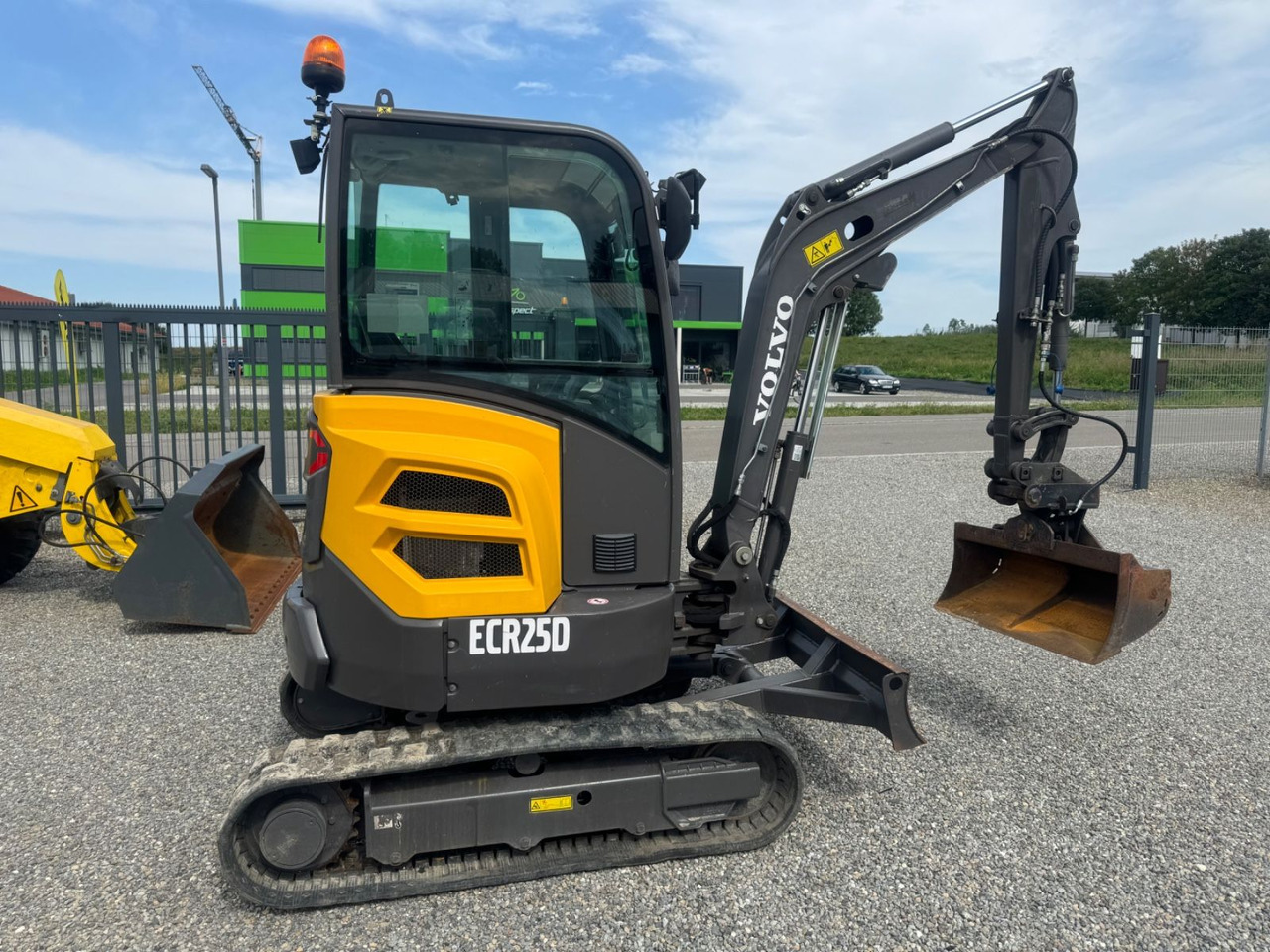 VOLVO ECR 25 D - Mini bager: slika 1 VOLVO ECR 25 D - Mini bager: slika 1